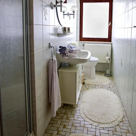 Haus-ilse-marie-wohnung-backbord Apartmán