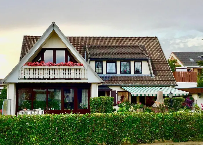 Haus-ilse-marie-wohnung-backbord * Büsum